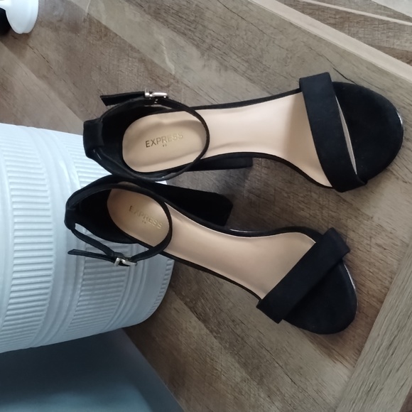 Express thick heel haux suede heels with shiner heel and ankle strap enclosure - Picture 2 of 8